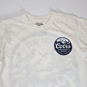 Coors Banquet T-shirt Mens Small Cream Blue Graphic‎ Gold Colorado Casual Tee